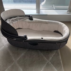 Bassinet adapted for Stokke Crusi and Trailz strollers.
